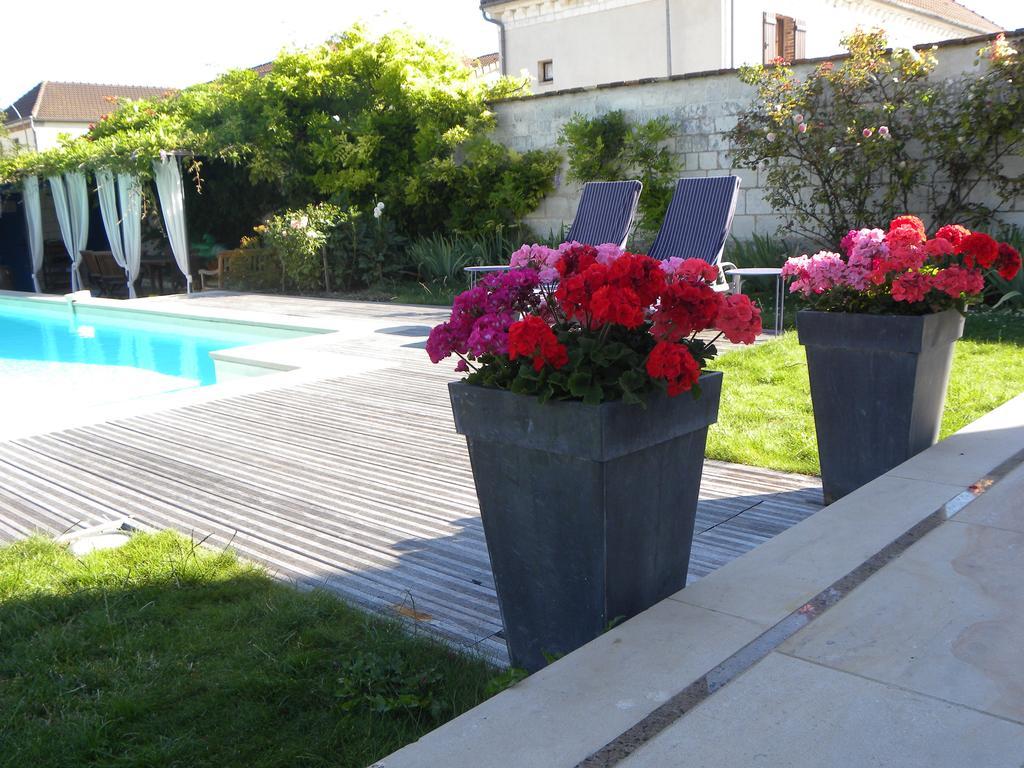 Entre Cour Et Jardin Chalons en Champagne Bagian luar foto